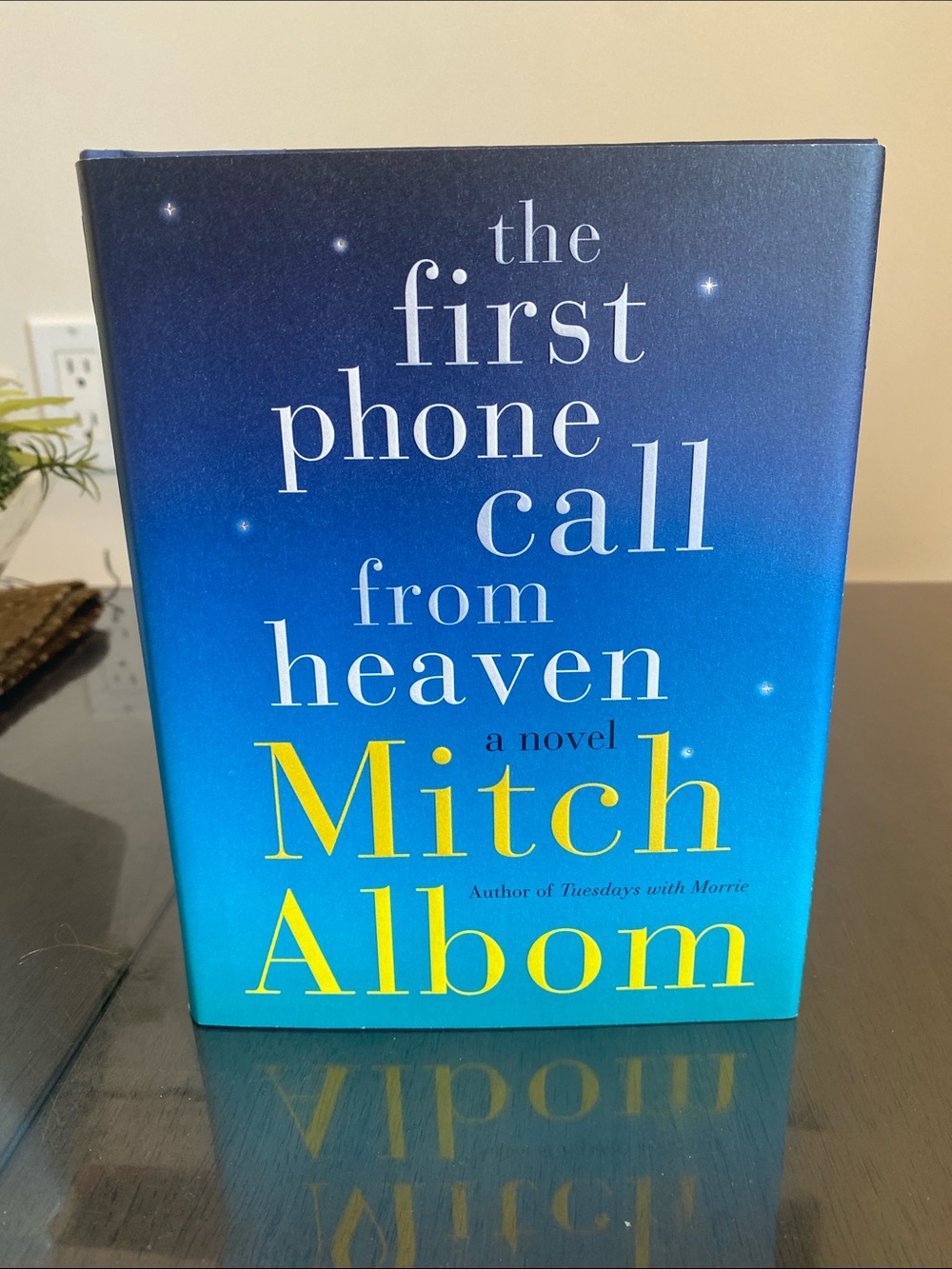 Mitch Albom Book "First Phone Call From Heaven"